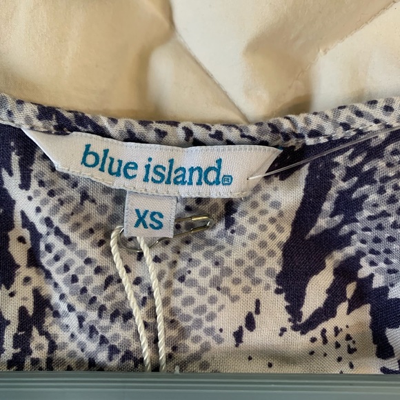 NWT Swim cover up - Picture 3 of 5